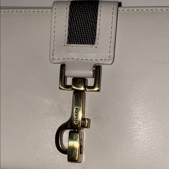 Wallet - Picture 4 of 7